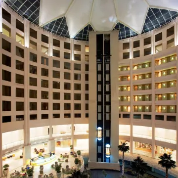Radisson Blu New Delhi Dwarka Отели в г. Нью-Дели