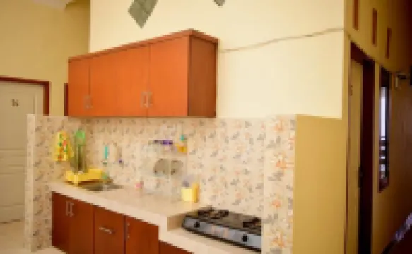 Omah Etan Batu