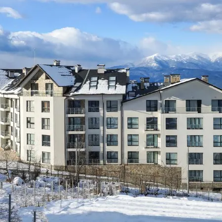 Saint George Palace Aparthotel
