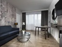 Holiday Inn Berlin City-West Hotels near Halemweg underground station