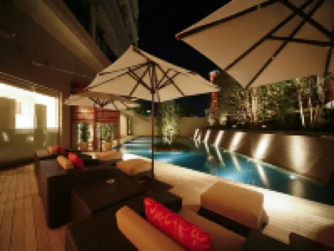 โรงแรมลา สวีท โกเบ ฮาร์เบอร์แลนด์ โรงแรมในโกเบ