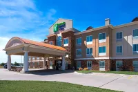 Holiday Inn Express & Suites Wichita Northwest Maize K-96