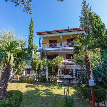 Apartments Hinic