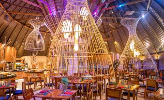 Centara Ras Fushi Resort & Spa Maldives