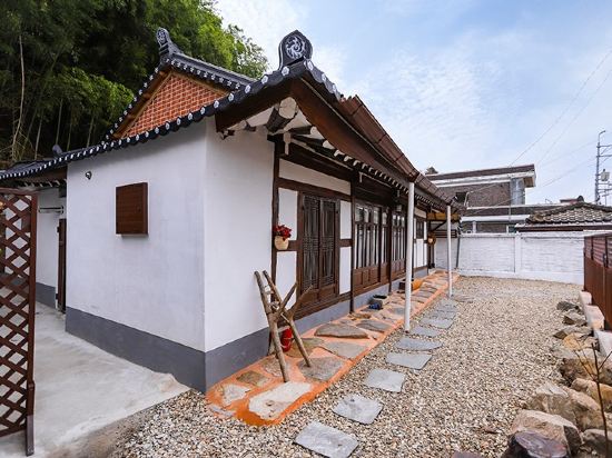 화산서원비 근처 호텔 주변 호텔 베스트 10|트립닷컴 화산서원비 근처 호텔 주변 호텔 베스트 10|트립닷컴