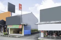 Hz Residence Hotels in Cihideung