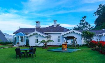 The Clovelly Bungalow