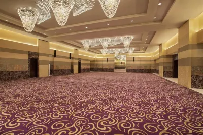 Millennium Al Rawdah Hotel Hotel dekat Masjid Agung Sheikh Zayed