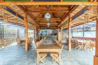 OYO 1347 Joglo Garut Cottage Syariah Hotels in Banyuresmi