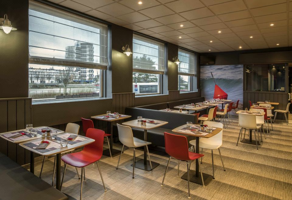 Ibis Boulogne Sur Mer Centre les Ports-Boulogne-sur-Mer Updated 2023 Room  Price-Reviews & Deals | Trip.com