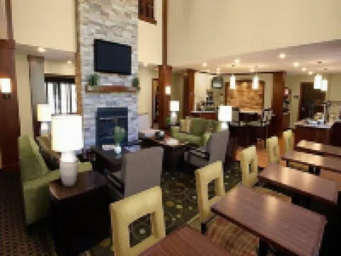 สเตย์บริดจ์ สวีทส์ ซัมเมอร์วิลล์ บาย IHG โรงแรมในซัมเมอร์วิลล์