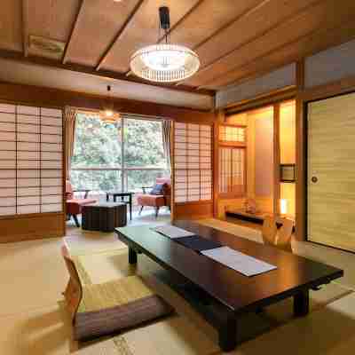 Hananosato Onsen Sansuikan Rooms