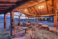 Trapper's Rendezvous Hotels in Williams