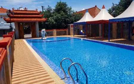 Abah Hotel Отели в г. Kotabaru