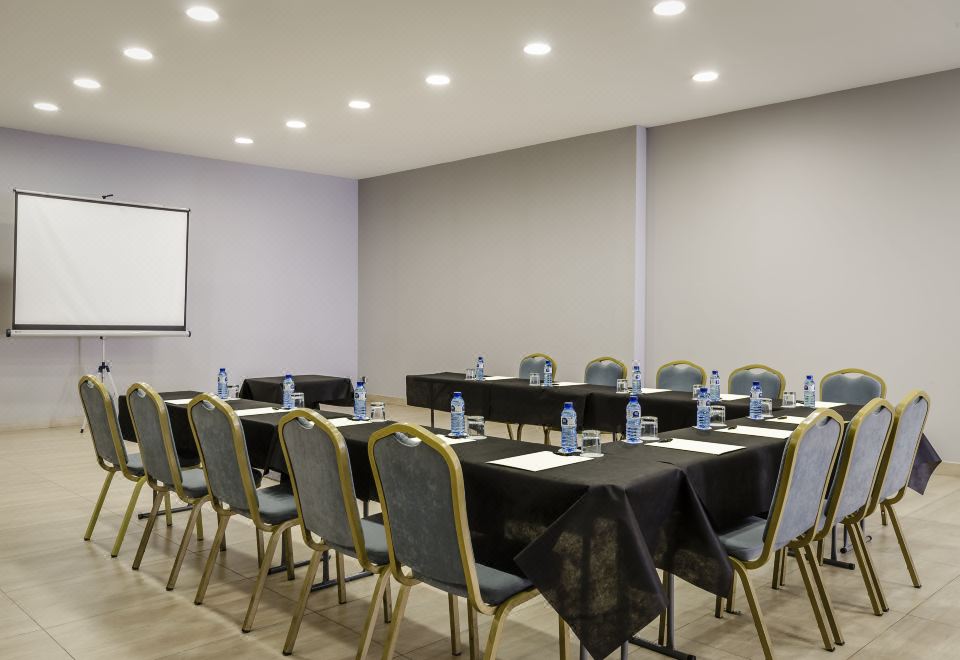 익스 바르셀로나 게이트