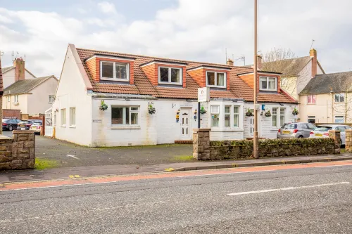 OYO Arden Guest House, Craigmillar Castle Edinburgh Hotels in Musselburgh