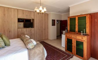 Antiqua Guest House