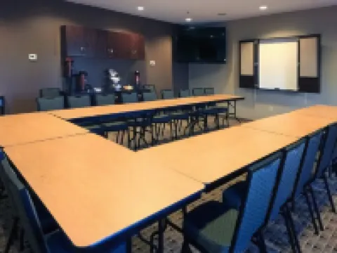 Microtel Inn & Suites by Wyndham Wheeling at the Highlands Hotels in Ohio County