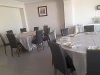 Ikaze Guest House Hotel di Boksburg