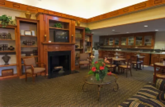 Best Western Bradbury Inn  Suites