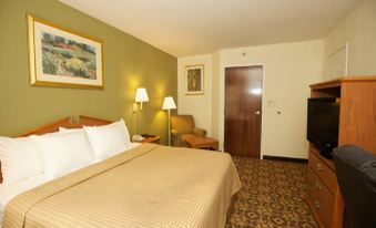 Super 8 by Wyndham Decatur/Dntn/Atlanta Area