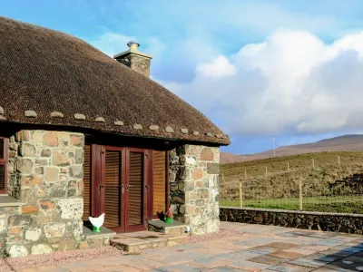 Glenn Cottage Hotels near Talisker Distillery