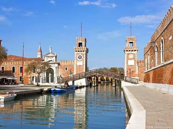 10 Best Hotels near Barcollo - Venezia Erbaria, Venice-Lido 2022 | Trip.com