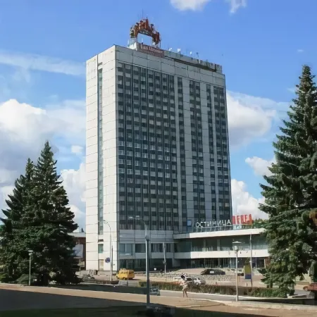 AZIMUT Отель Ульяновск (Азимут Ульяновск) Отели рядом с достопримечательностью «Ульяновская Экспедиция Поволжского Филиала Государственной Инвентаризации Лесов»