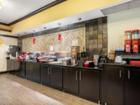 La Quinta Inn & Suites by Wyndham Conway Hotels in Conway