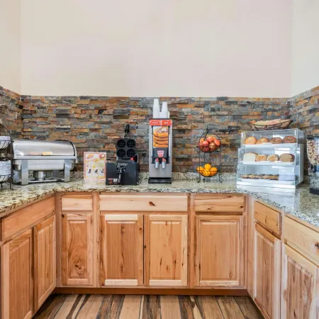 La Quinta Inn & Suites by Wyndham Belgrade - Bozeman Airport