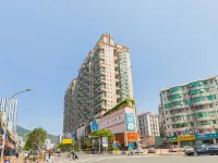 深圳客8飯店（蓮塘地鐵站仙湖植物園店） 莲塘附近的飯店