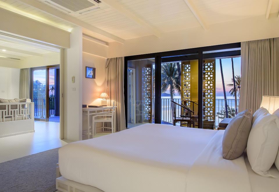 4. 아와 리조트 코..