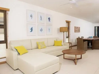 Coral Bay by Dream Escapes Mauritius Отели рядом с достопримечательностью «Лайон Маунтин»