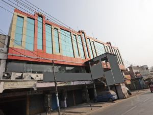 OYO Flagship Hotel Park View 1