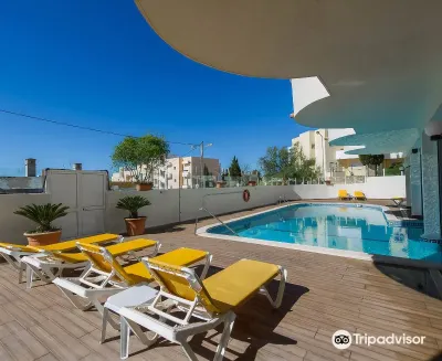 AlvorMar Apartamentos Turisticos Hotels in Alvor