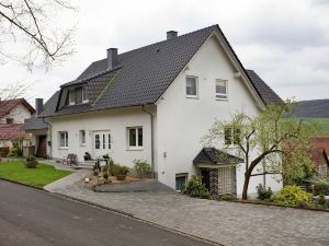 Apartment with Private Terrace in Homberg