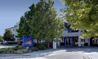 Motel 6 Lehi, UT – Thanksgiving Point