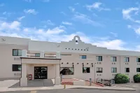 Coyote South Hotels in Santa Fe
