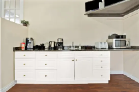 Falls Lodge by the Falls (Formerly Knights Inn)