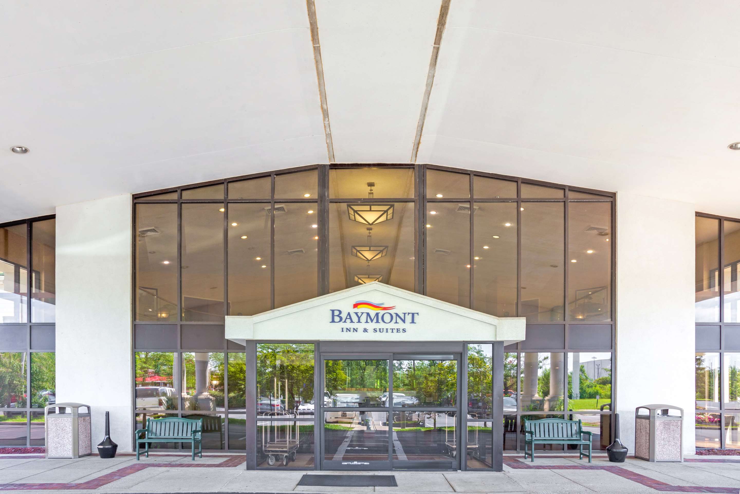 Baymont by Wyndham Louisville Airport South