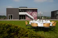rugs Hotel am Schlosspark Lichtenwalde - Morgenmad