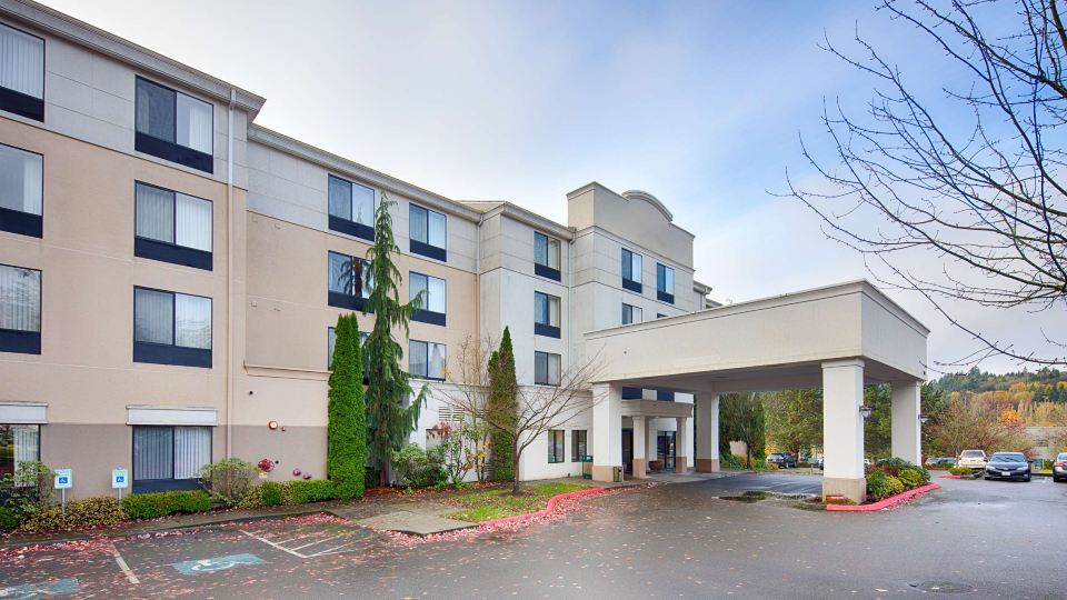 Holiday Inn & Suites BOTHELL by IHG