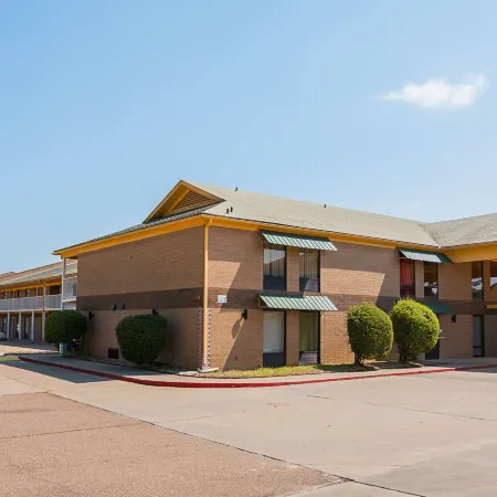 OYO Hotel Texarkana Trinity AR Hwy I-30
