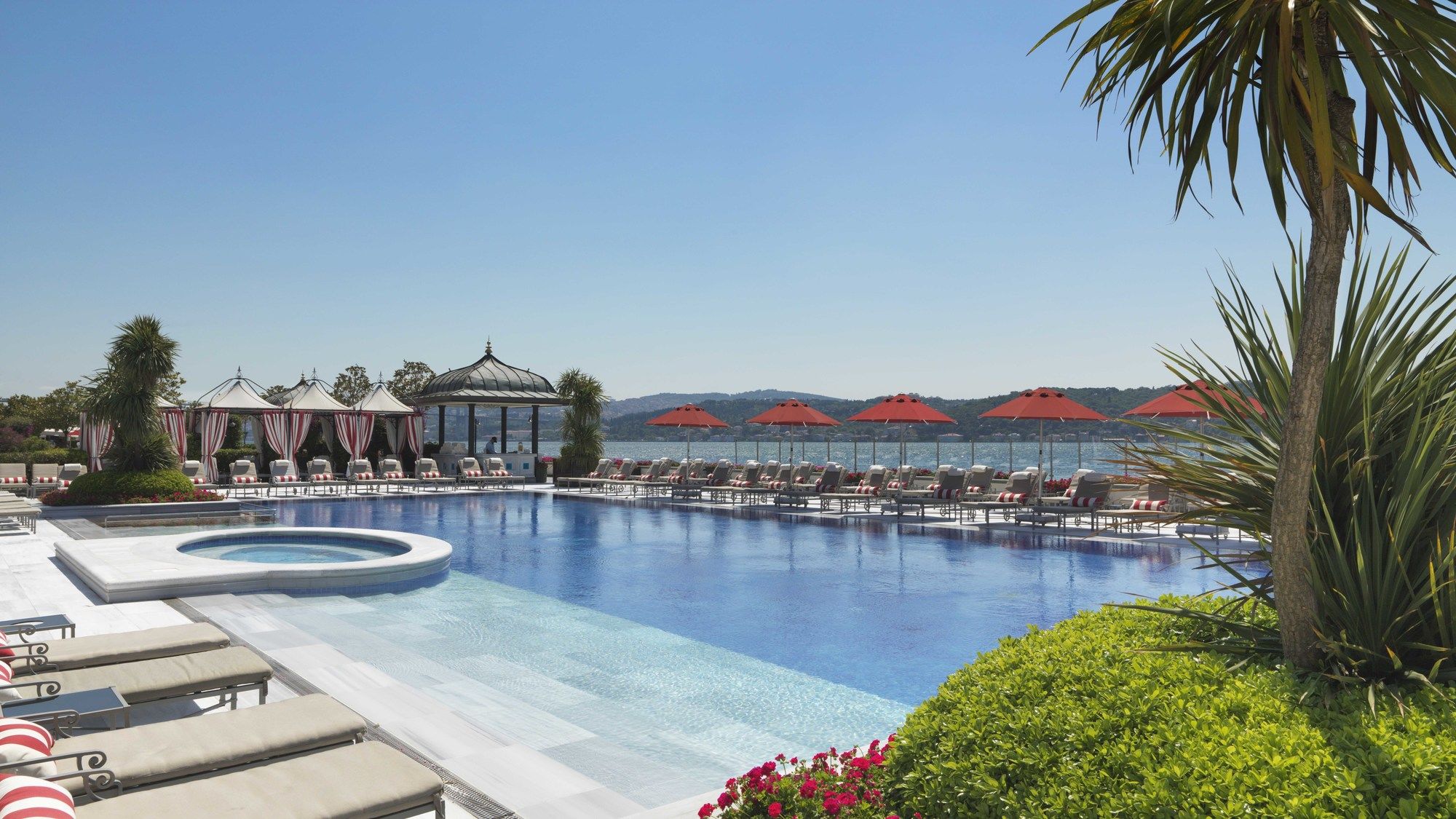 Four Seasons Hotel Istanbul at The Bosphorus