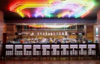 Renaissance London Heathrow Hotel - bar