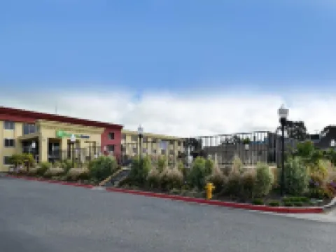 Holiday Inn Express SAN FRANCISCO-AIRPORT SOUTH by IHG Hotels in Burlingame