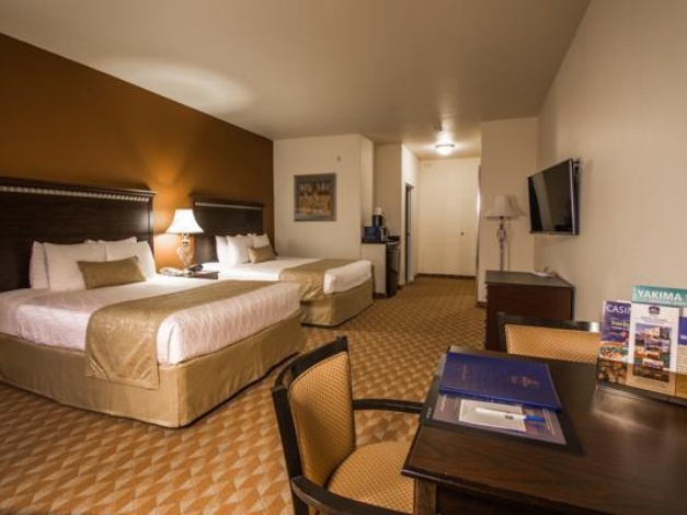 Best Western Plus Battleground Inn & Suites