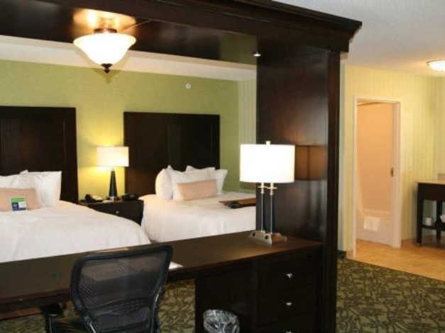 Hampton Inn Detroit Roseville