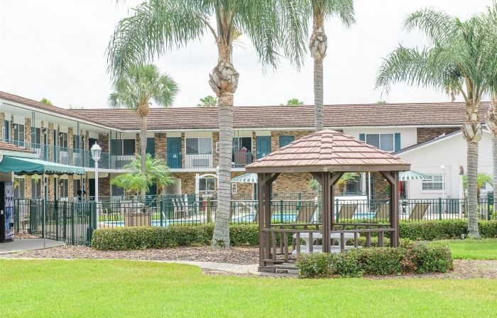 Roadstar Hotel Zephyrhills