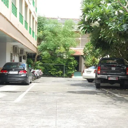 Central Place Hotel